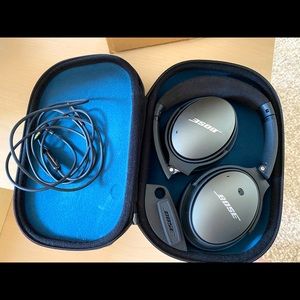 Bose QuietComfort 25 Noise Cancelling Headphones